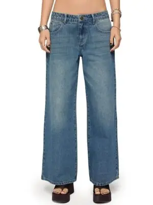 Edikted Petite Vyxen Vintage Washed Low Rise Medium Rinse Wash Jeans