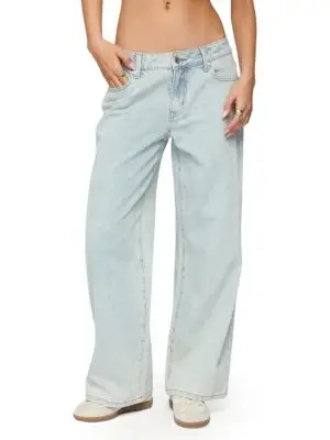 Edikted Petite Bow Pocket Relaxed Light Rinse Wash Jeans