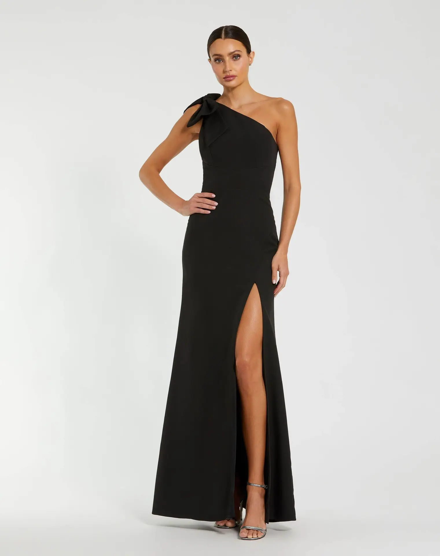 Petite Black Crepe One Shoulder Fitted Evening Gown With Bow