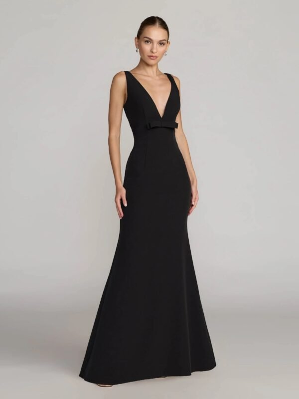 Black Crepe V-Neck Mermaid Gown With Bow